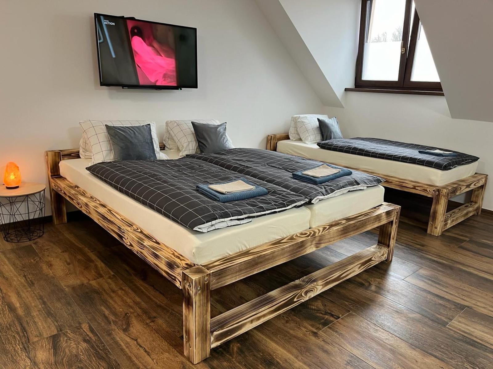 Apartman Kuga Mikulov Ngoại thất bức ảnh